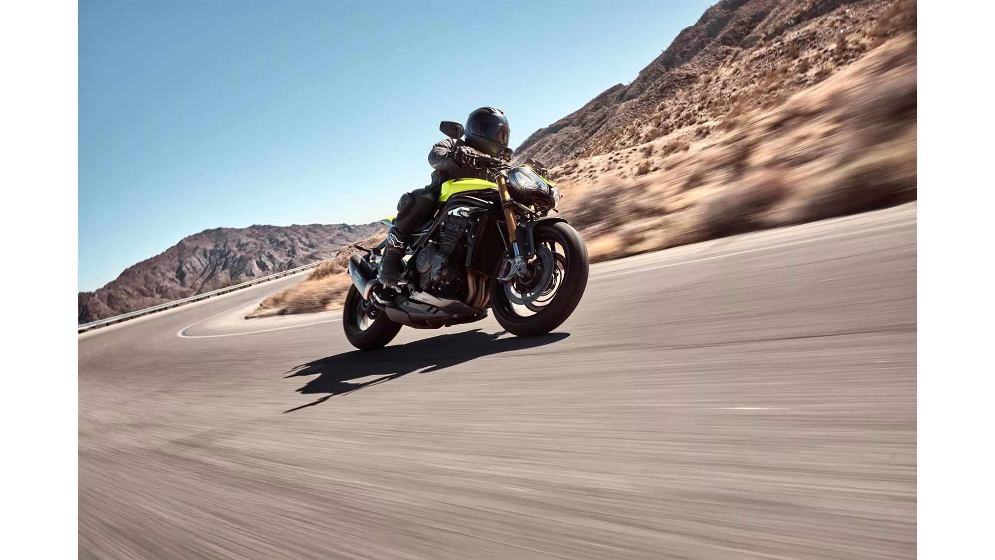 Triumph Speed Triple 1200 RX - Bild 12 Triumph Speed Triple 1200 RX - Bild 12