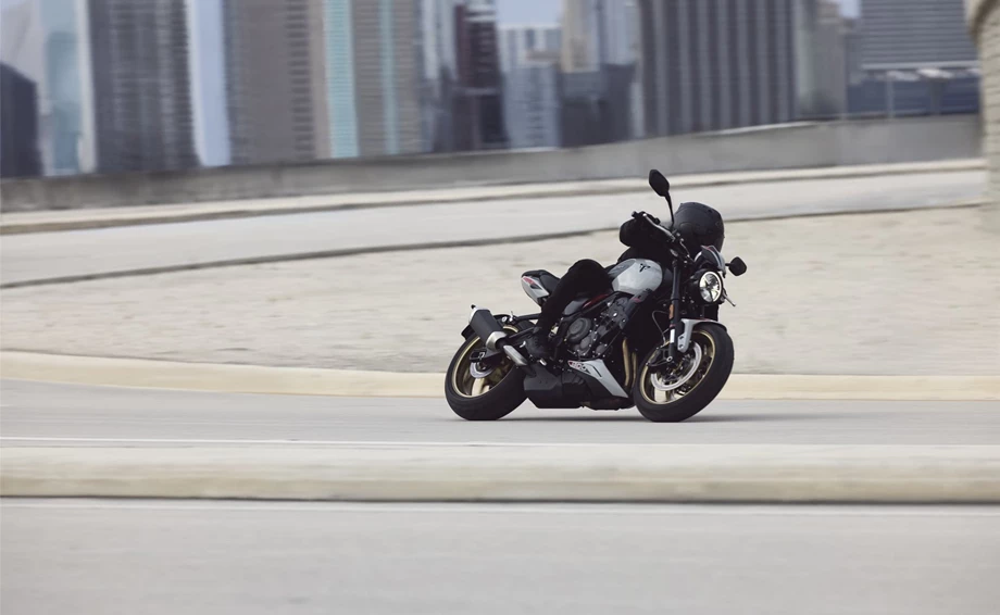 Triumph Trident 800 Bild 2: Triumph Trident 800