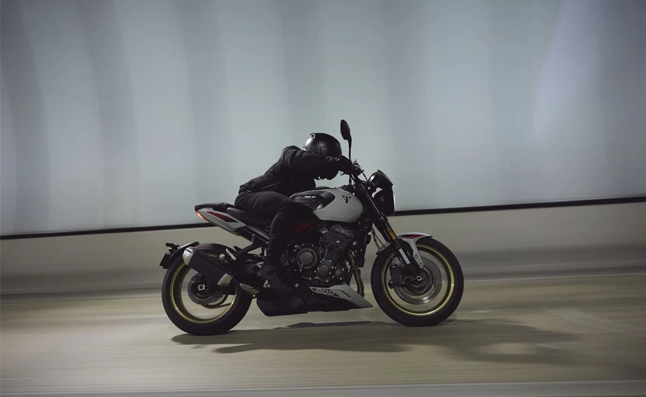 Triumph Trident 800 Bild 9: Triumph Trident 800