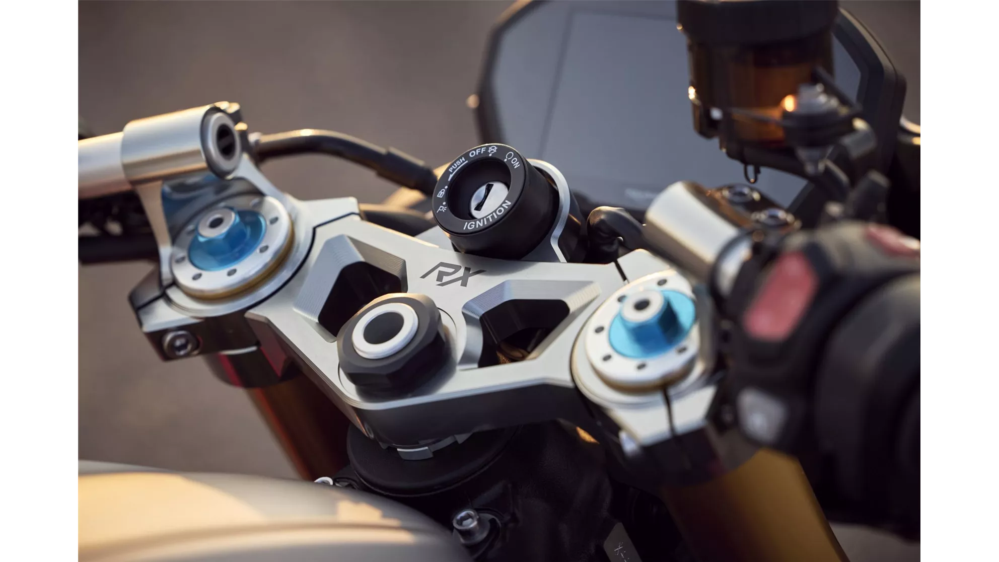 Triumph Street Triple 765 RX - Image 2 Triumph Street Triple 765 RX - Image 2