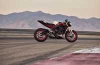 Triumph Street Triple 765 RX 2026 - Bild 12
