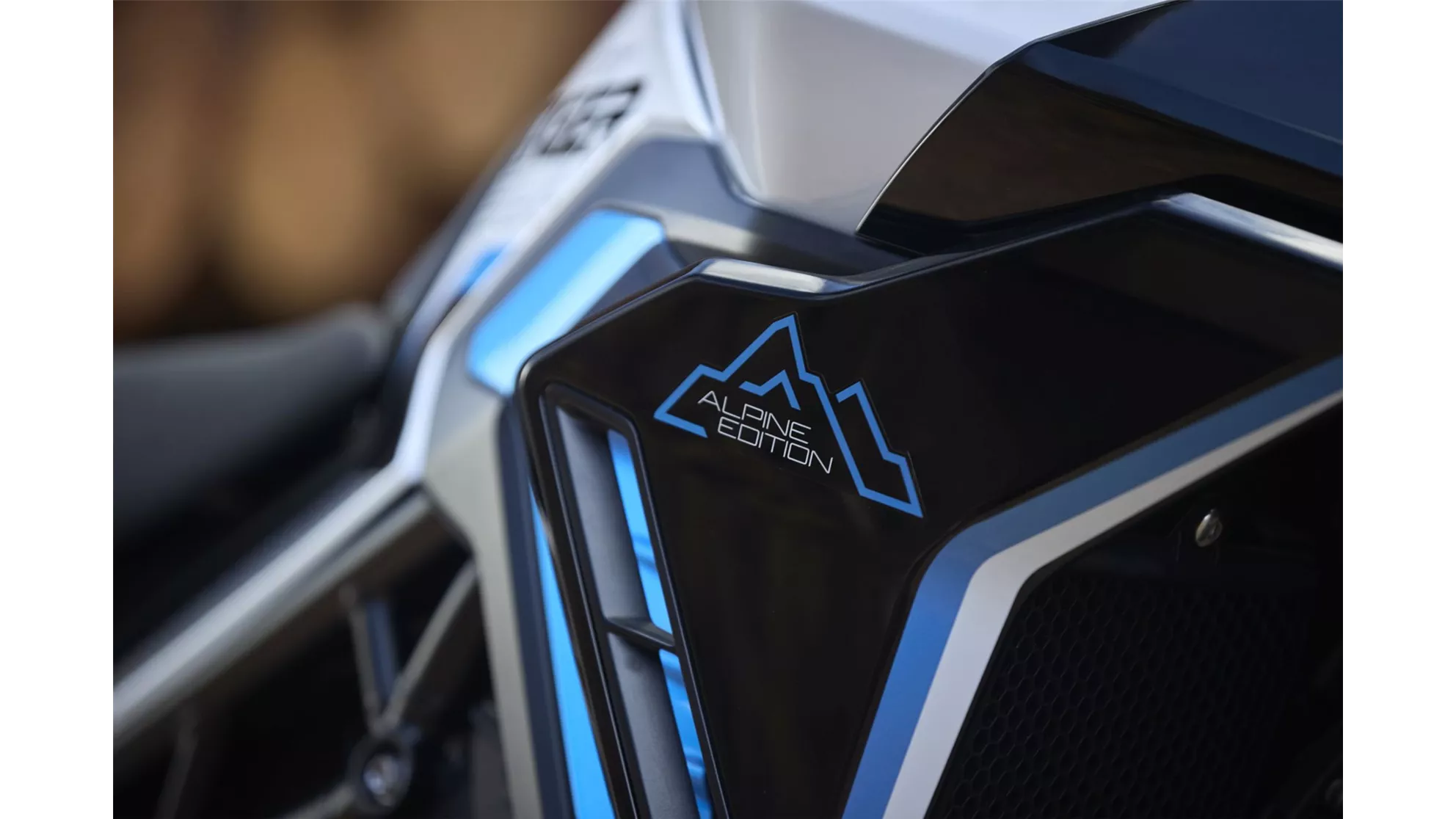 Triumph Tiger 900 Alpine Edition - Image 8 Triumph Tiger 900 Alpine Edition - Image 8