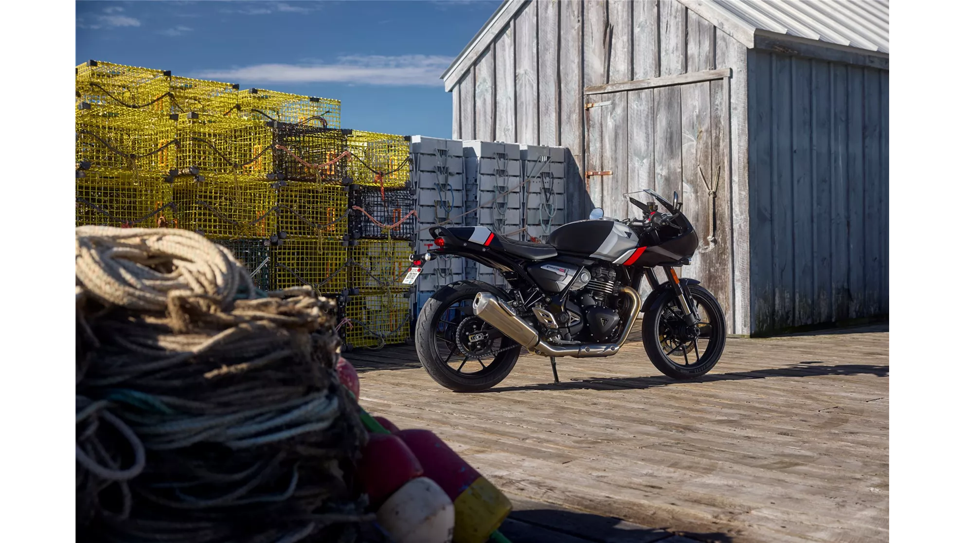 Triumph Thruxton 400 - Immagine 17 Triumph Thruxton 400 - Immagine 17