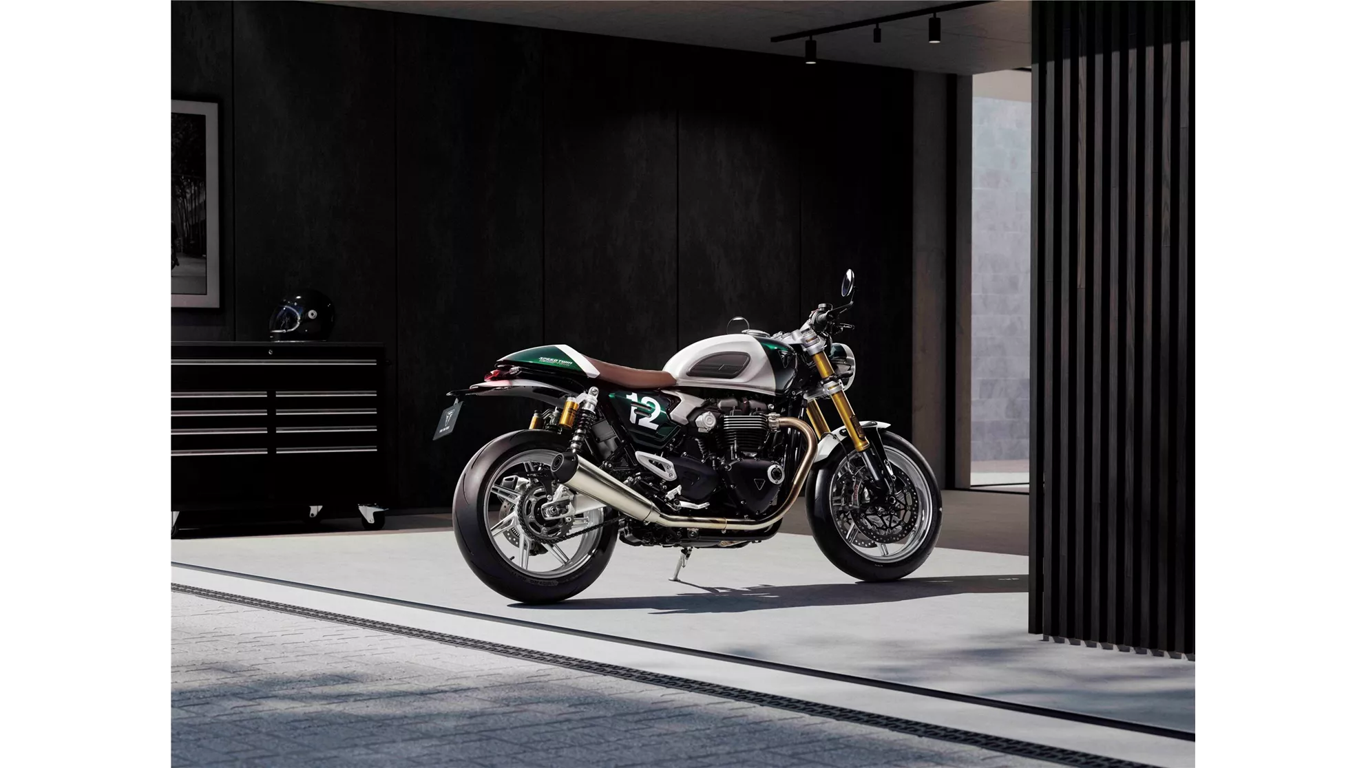 Triumph Speed Twin 1200 Cafe Racer Edition - Obrázek 24 Triumph Speed Twin 1200 Cafe Racer Edition - Obrázek 24