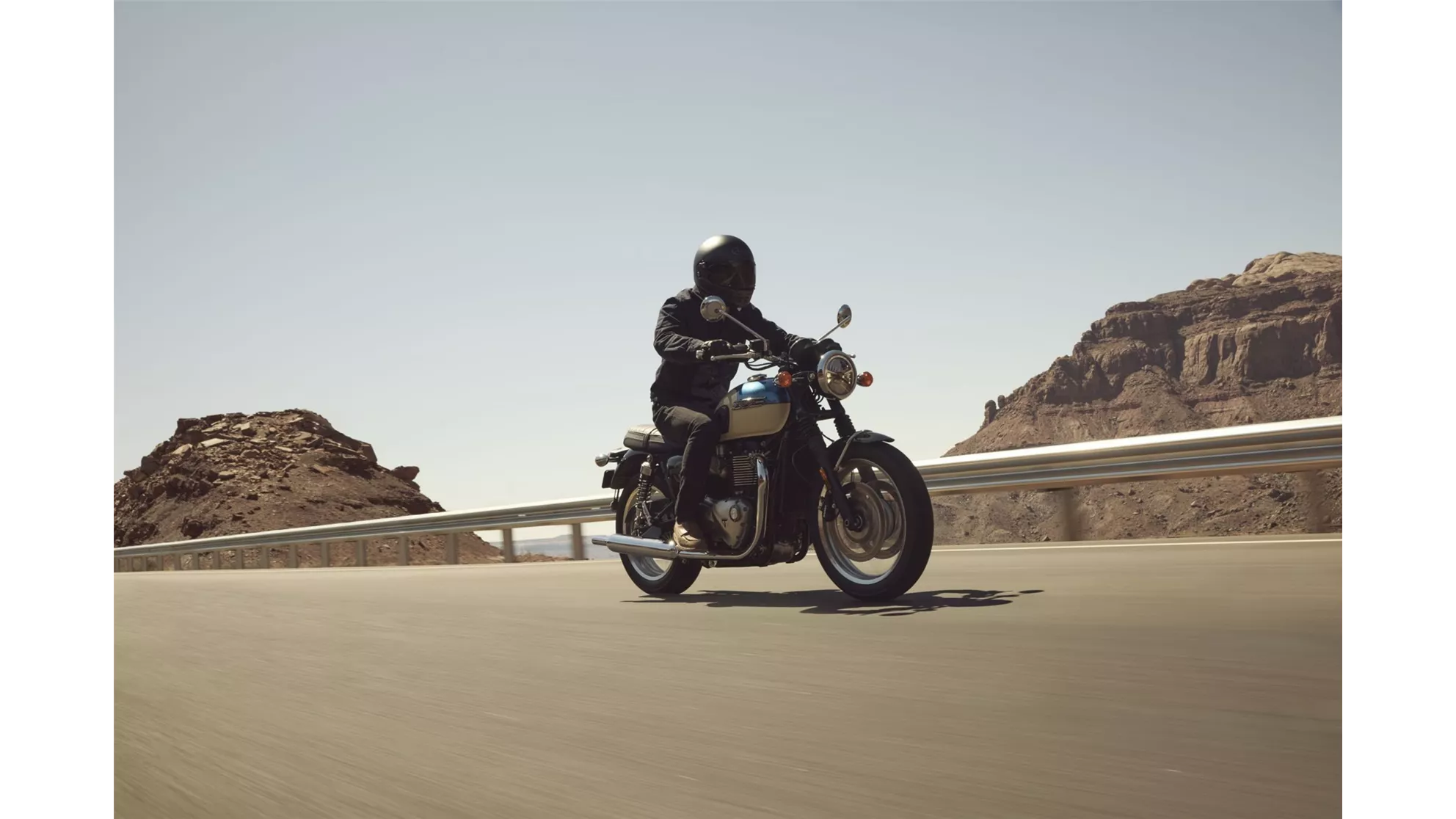 Triumph Bonneville T120 - Слика 1 Triumph Bonneville T120 - Слика 1