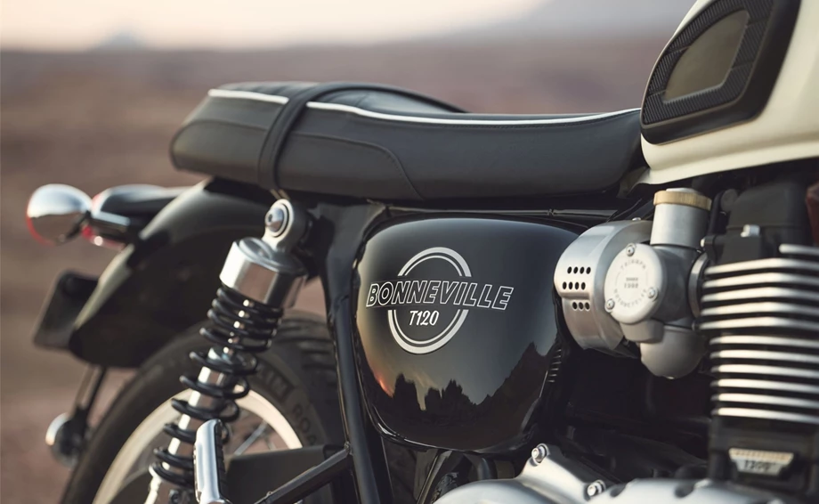 Triumph Bonneville T120 Bild 9: Triumph Bonneville T120