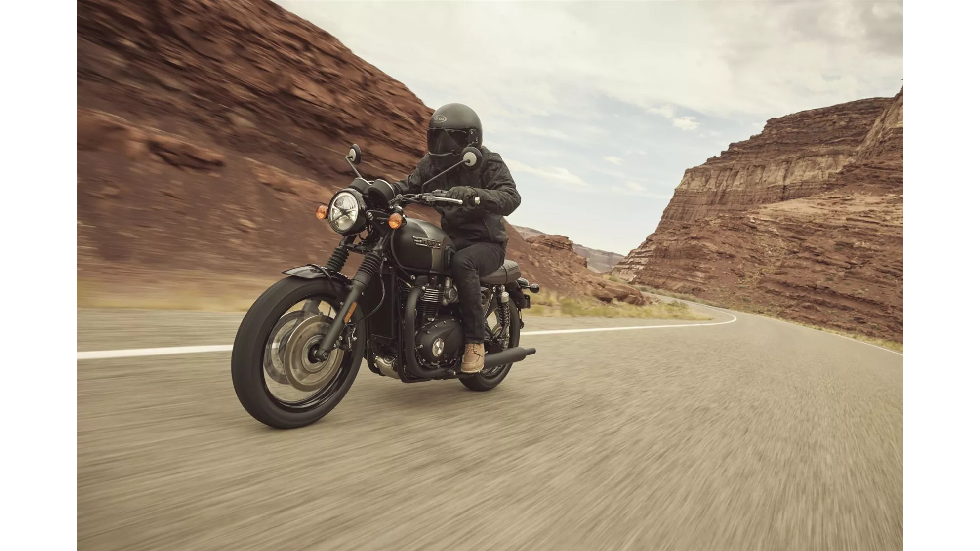 Triumph Bonneville T120 Black - Resim 11 Triumph Bonneville T120 Black - Resim 11