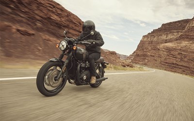 Bonneville T120 Black