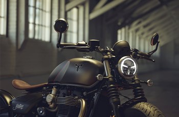 Triumph Bonneville Bobber 2026 - Immagine 16