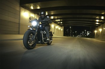 Triumph Bonneville Bobber 2026 - Immagine 3