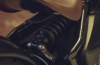 Triumph Bonneville Bobber 2026 - Immagine 18