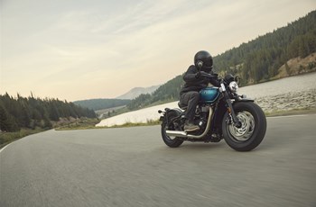 Triumph Bonneville Bobber 2026 - Immagine 21