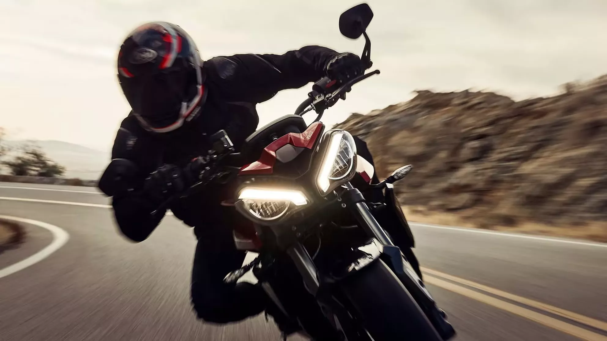 Triumph Street Triple 765 RS - Kép 7 Triumph Street Triple 765 RS - Kép 7