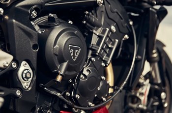 Triumph Street Triple 765 RS 2026 - Immagine 12