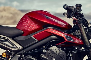 Triumph Street Triple 765 RS 2026 - Immagine 15