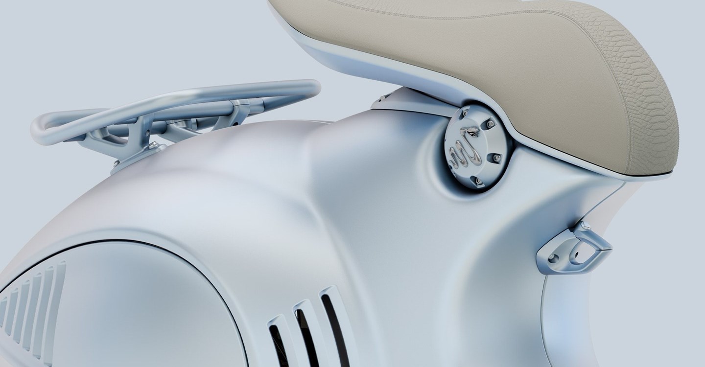 Vespa 946 Snake