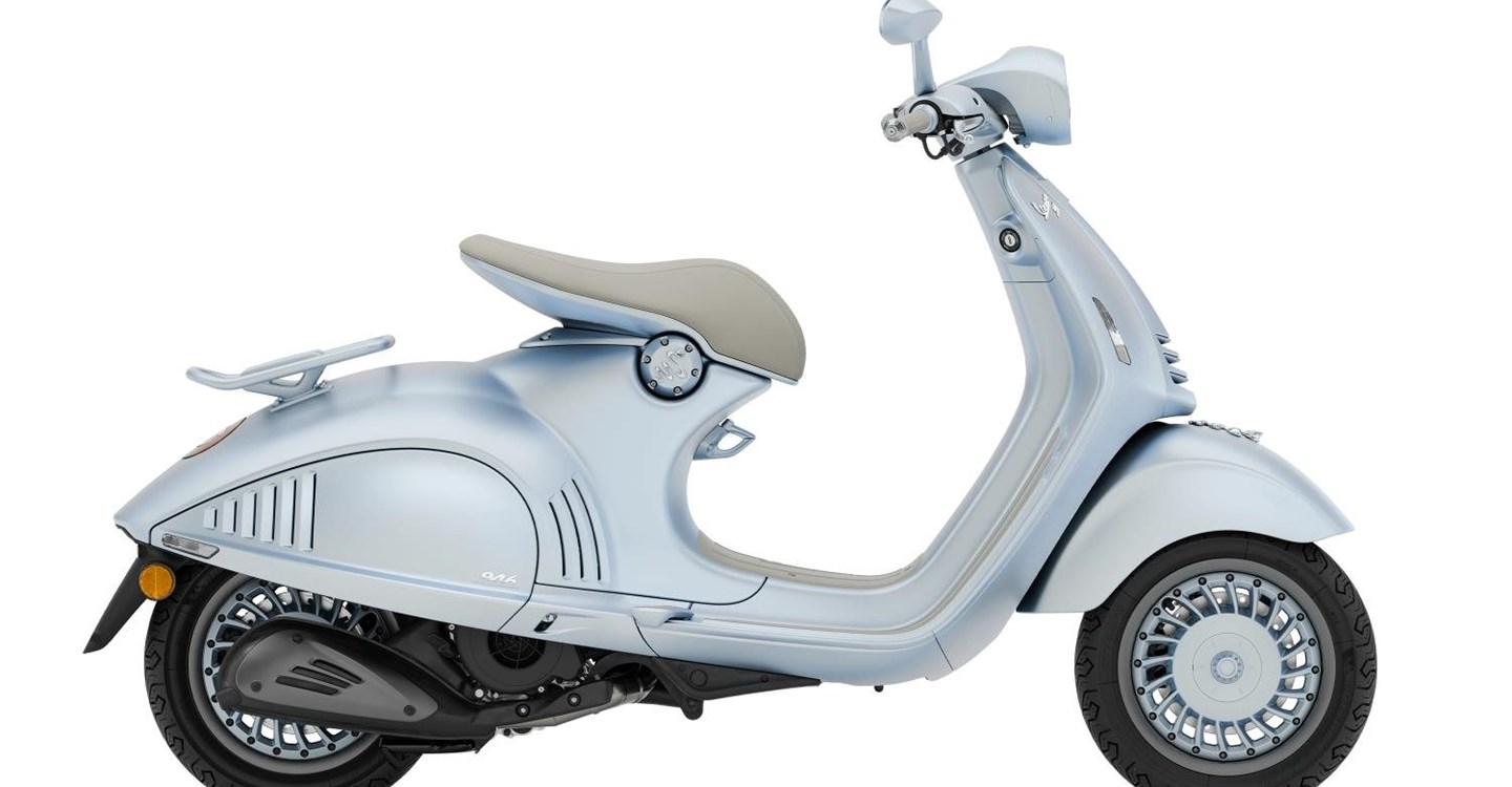 Vespa 946 Snake