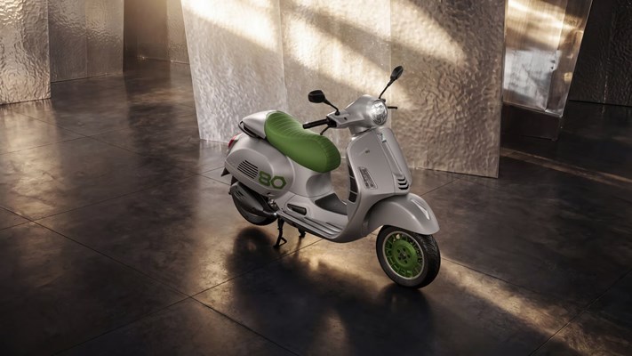 Vespa GTS 310 Edizione Ottantesimo () - Bild 3