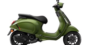 Vespa Sprint 50 Racing Sixties 2020 vs Vespa Sprint 50 S 2026