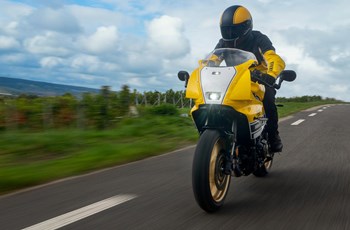 Yamaha XSR900 GP 2026 - Immagine 24