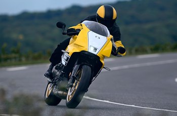 Yamaha XSR900 GP 2026 - Immagine 14