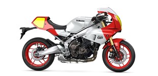 Yamaha XSR900 GP 2024 vs Yamaha XSR900 GP 2026