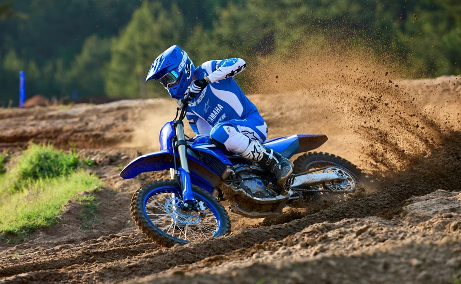 Yamaha YZ450F Bild 6: Yamaha YZ450F