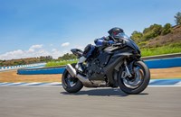 Yamaha R1 RACE 2026 - Bild 3
