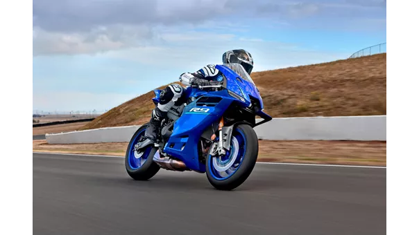 Currunt R9 Yamaha R9 2026 - technical data, prices, reviews