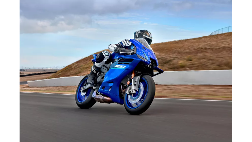 Yamaha R9 2026 - datos técnicos, precios, opiniones