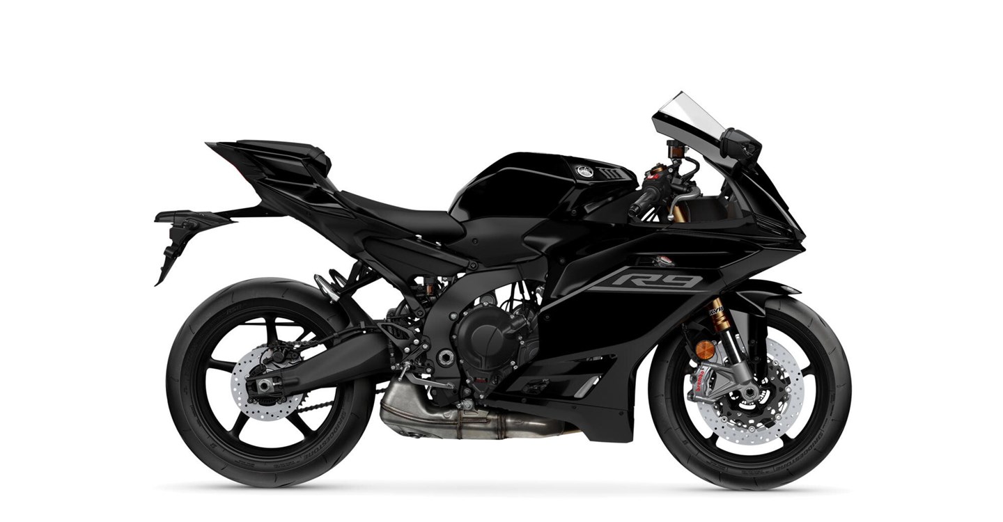 Yamaha R9