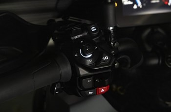 Yamaha Tracer 9 GT Y-AMT 2026 - Immagine 9