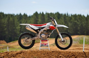 Yamaha YZ450F 70th Anniversary Edition 2026 - Bild 3 Yamaha YZ450F 70th Anniversary Edition 2026 - Bild 3