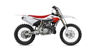 KTM 300 SX 2023 vs Yamaha YZ250LC 70th Anniversary Edition 2026