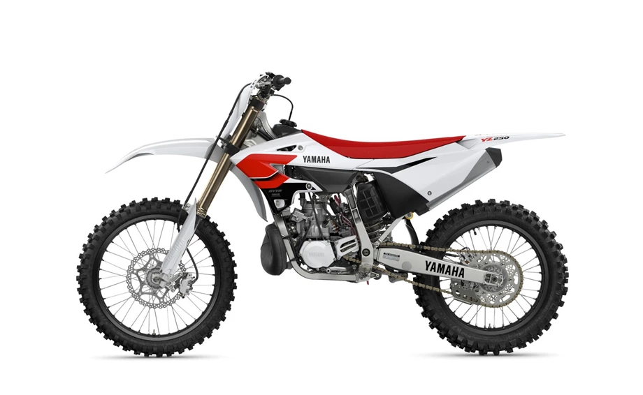 Yamaha YZ250LC 70th Anniversary Edition Bild 3: Yamaha YZ250LC 70th Anniversary Edition