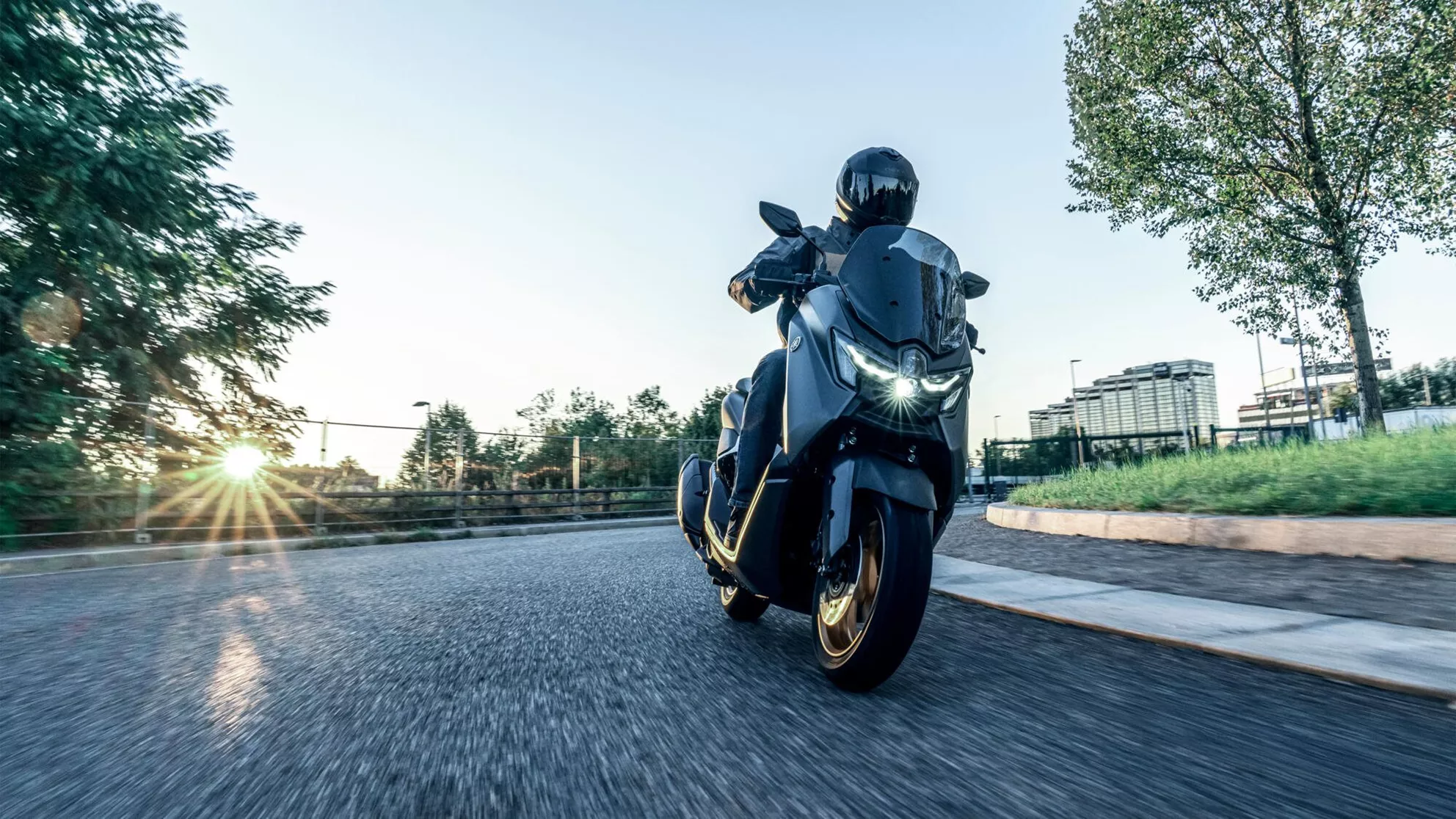 Yamaha NMAX 155 Tech MAX - Immagine 2 Yamaha NMAX 155 Tech MAX - Immagine 2