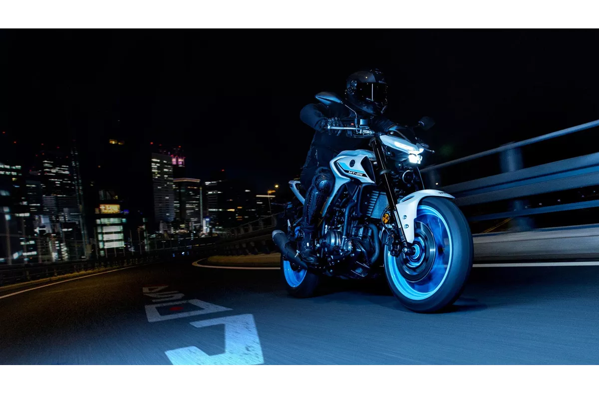 Yamaha MT-03 Yamaha MT-03