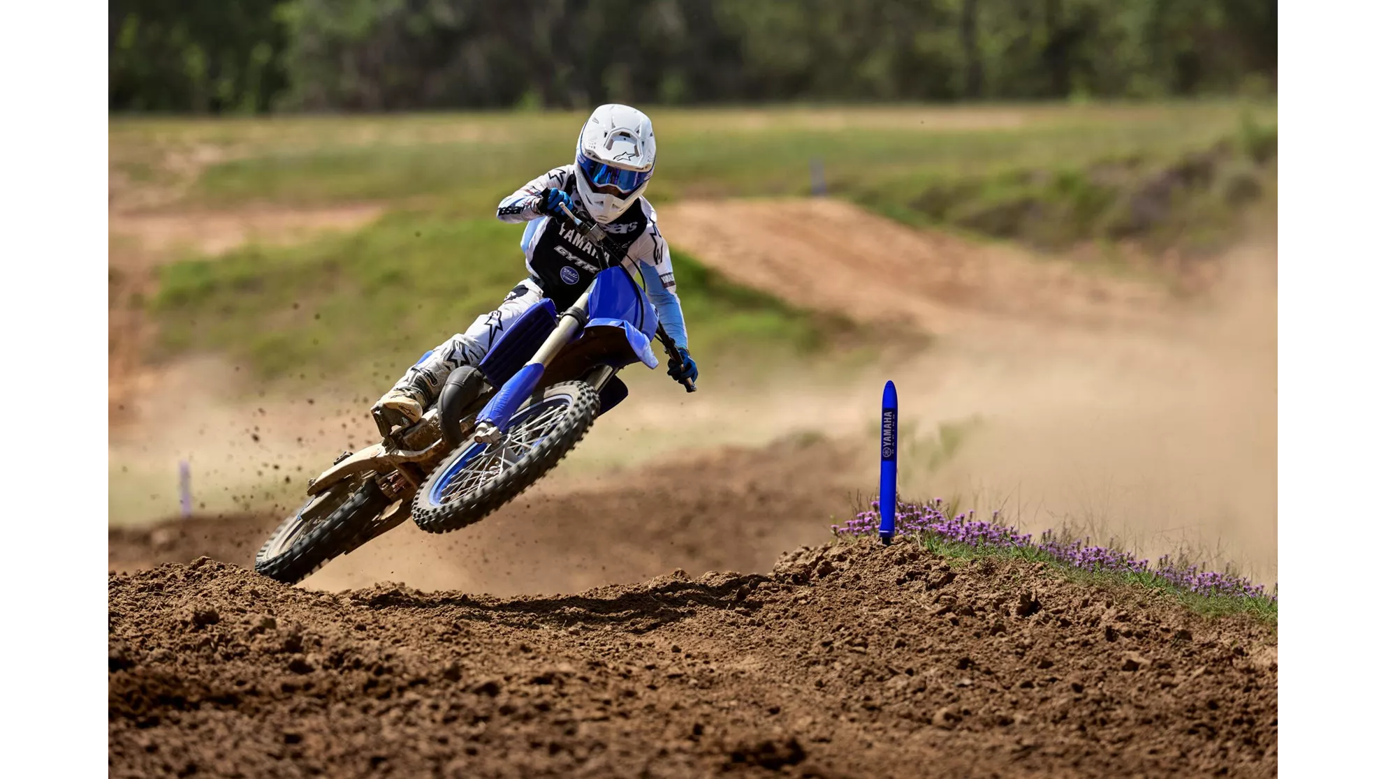 Yamaha YZ125LC - Image 1 Yamaha YZ125LC - Image 1