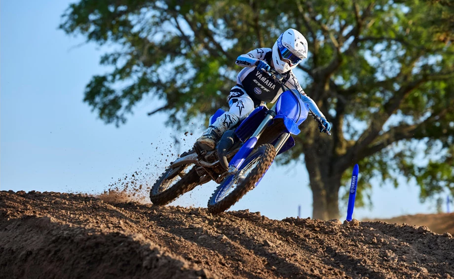 Yamaha YZ125LC Bild 7: Yamaha YZ125LC