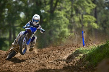 Yamaha YZ125LC 2026 - Bild 9