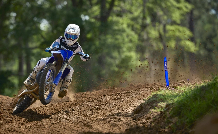 Yamaha YZ125LC Bild 8: Yamaha YZ125LC