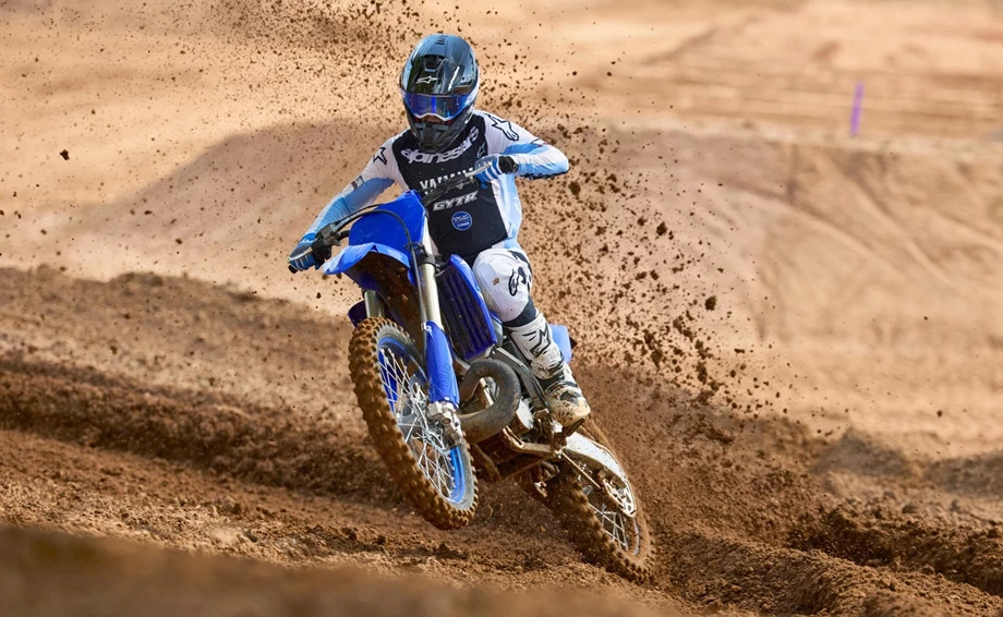 Yamaha YZ250LC Bild 3: Yamaha YZ250LC