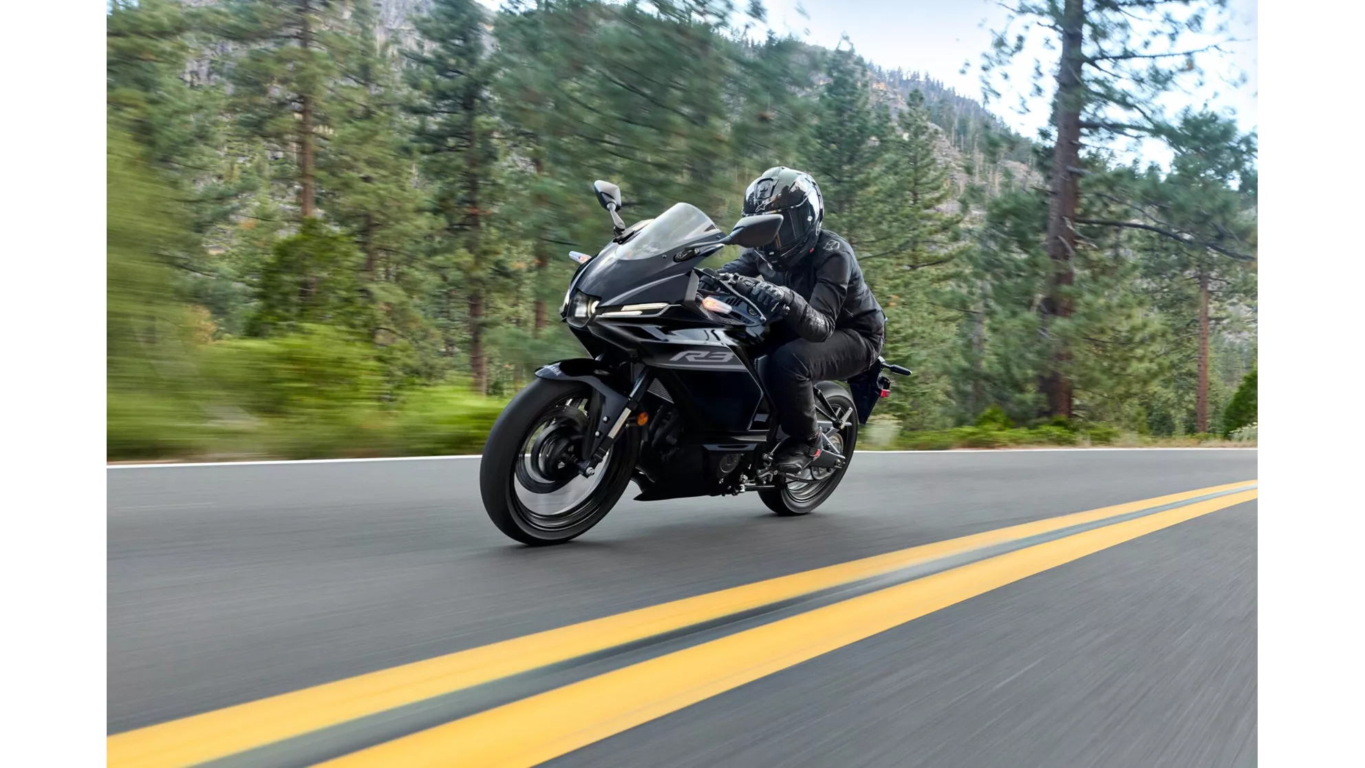 Yamaha R3 - Obrázek 13 Yamaha R3 - Obrázek 13