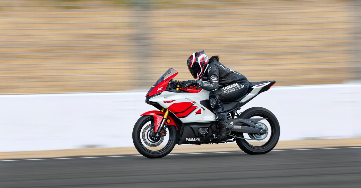 Yamaha R3