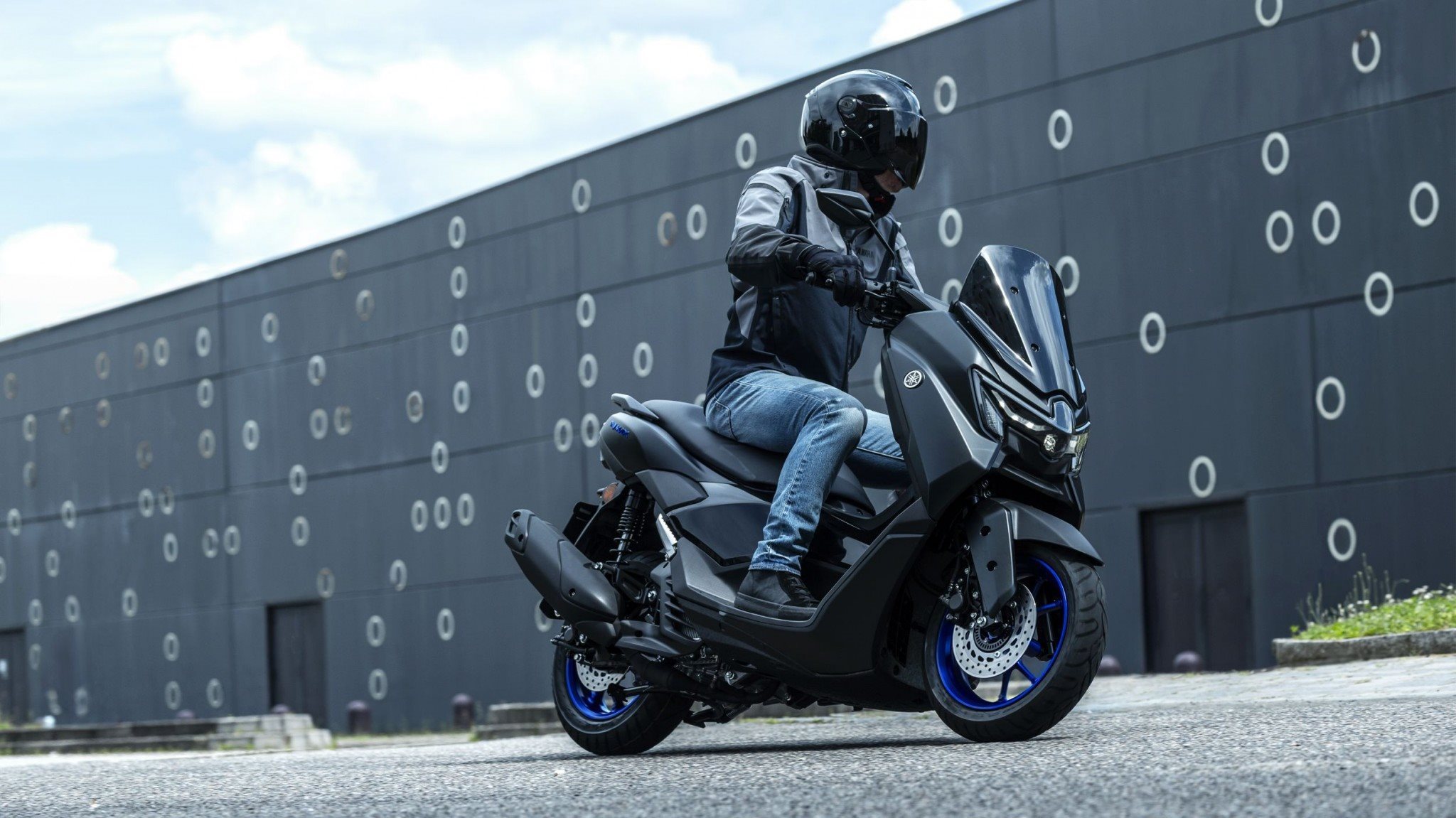 Yamaha NMAX 125