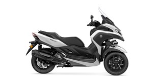 Yamaha Tricity 300 2023 vs Yamaha Tricity 300 2026
