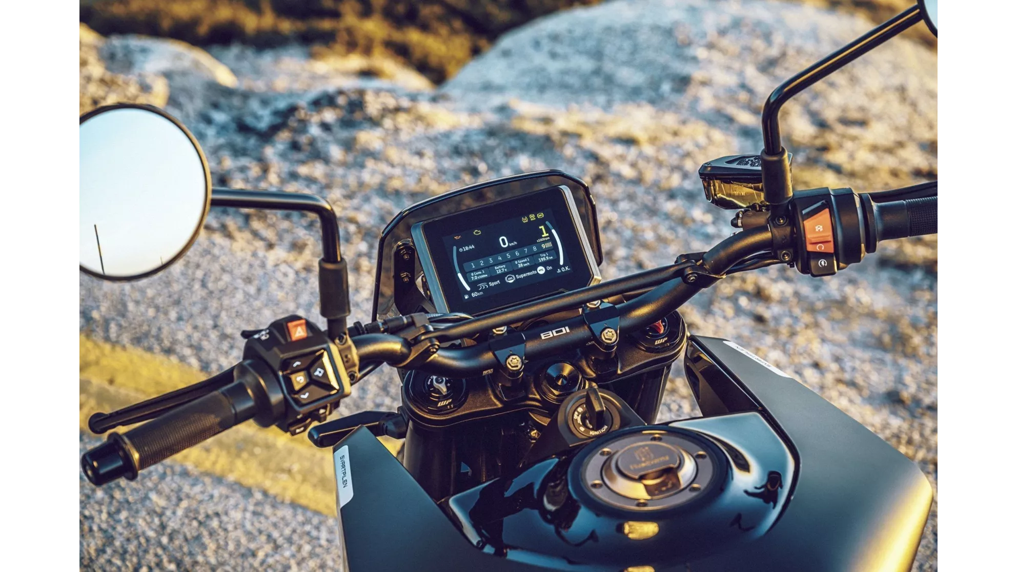 Husqvarna Svartpilen 801 - Obrázek 6 Husqvarna Svartpilen 801 - Obrázek 6