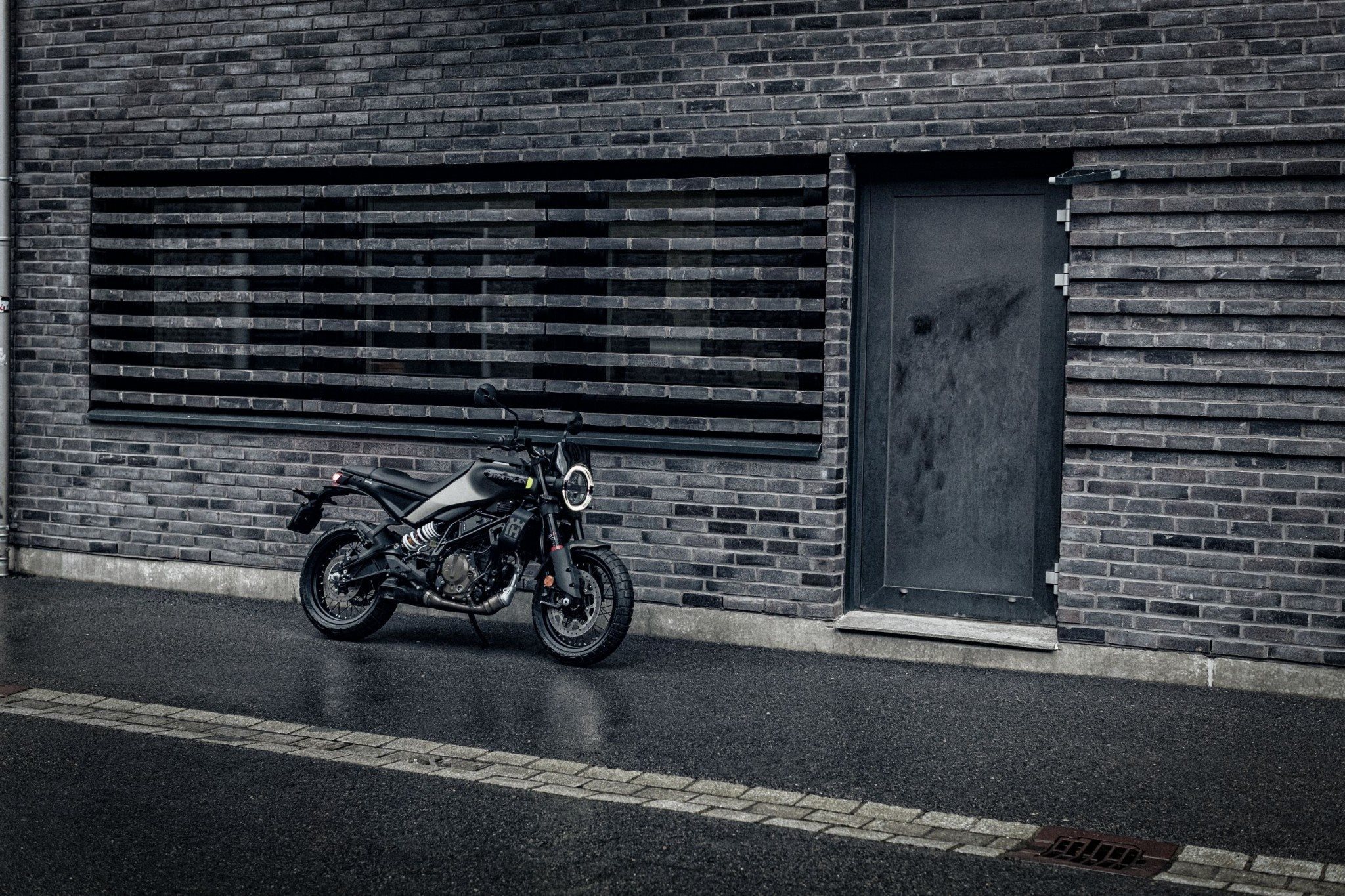 Husqvarna Svartpilen 125 - Resim 6