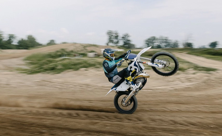 Husqvarna TC 250 Bild 4: Husqvarna TC 250
