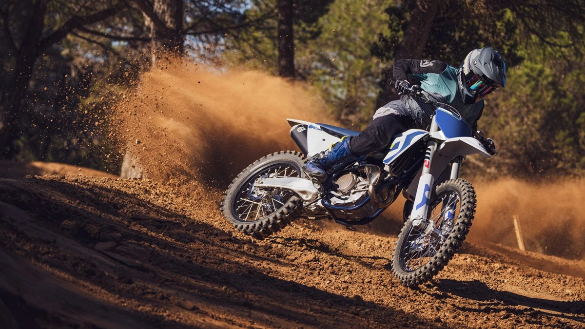 Husqvarna FC 450 Bild 3: Husqvarna FC 450